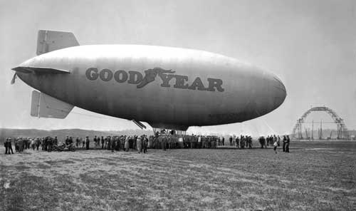 Goodyear Blimp Mayflower